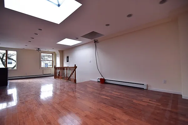 Rented by Coda Real Estate NYC | media 17