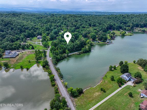 4th image of 5980 Lakeside Dr