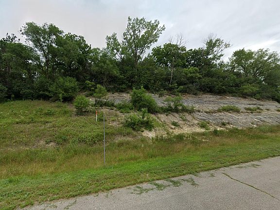 2nd image of 4001 Collegeview Rd E