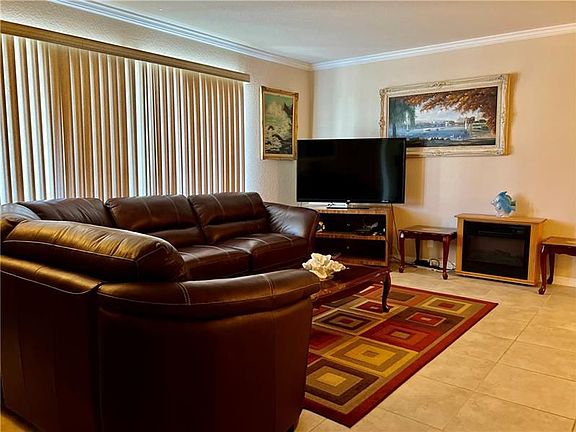 2nd image of 2020 NE 56th St APT 209