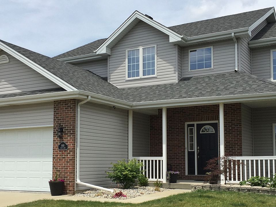 1st image of 805 Peony Ln
