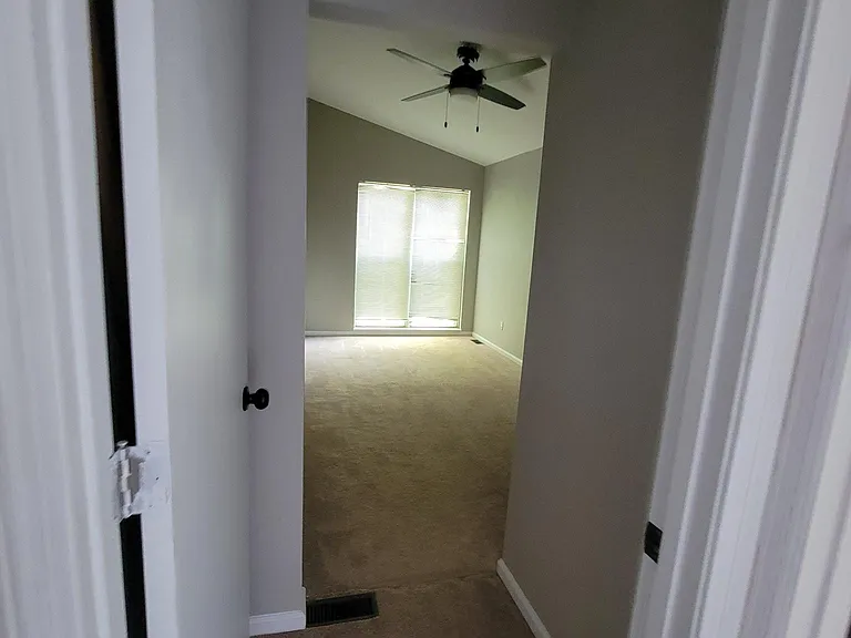 1018 College Rd — Photo 11