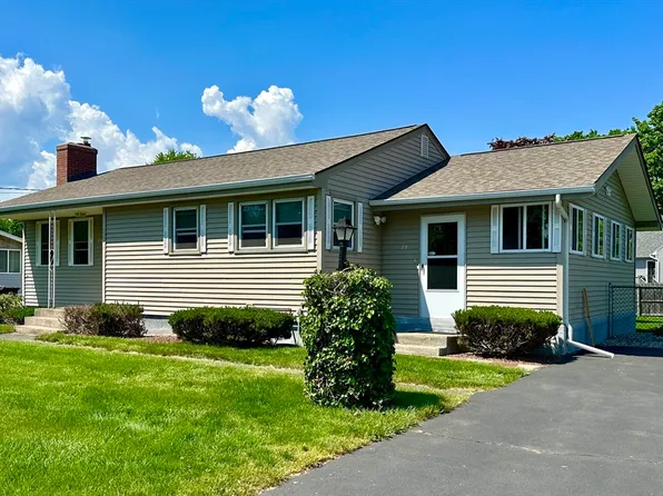 84 Campbell Dr, Agawam, MA 01001