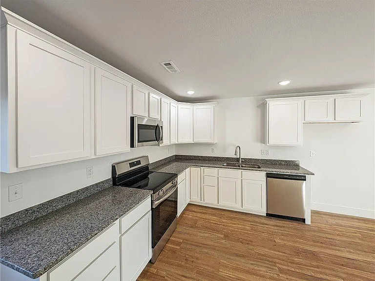 1206 Nedra Dr — Photo 7