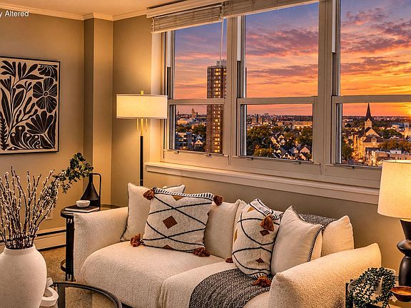 4th image of 1707 N Prospect AVENUE #11B