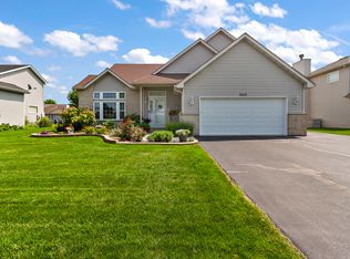 3312 Waterford Dr, Joliet, IL