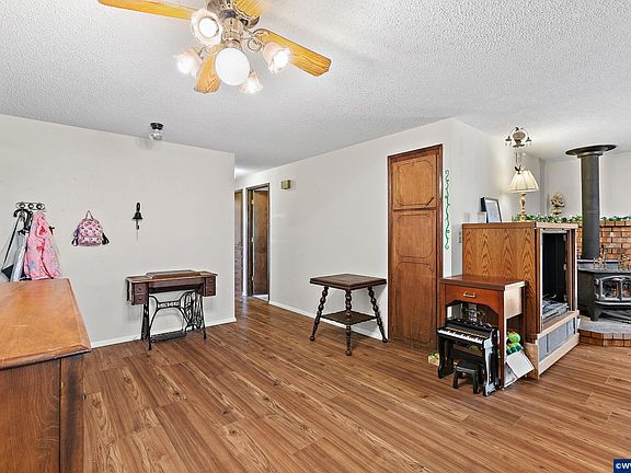 5th image of 1959 Breakwood Cir SE