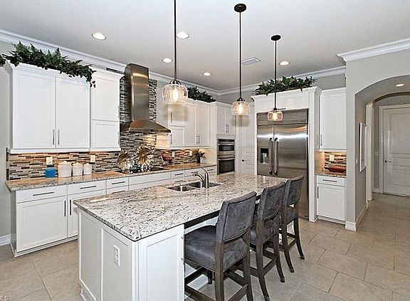 5th image of 1245 Alhambra Dr