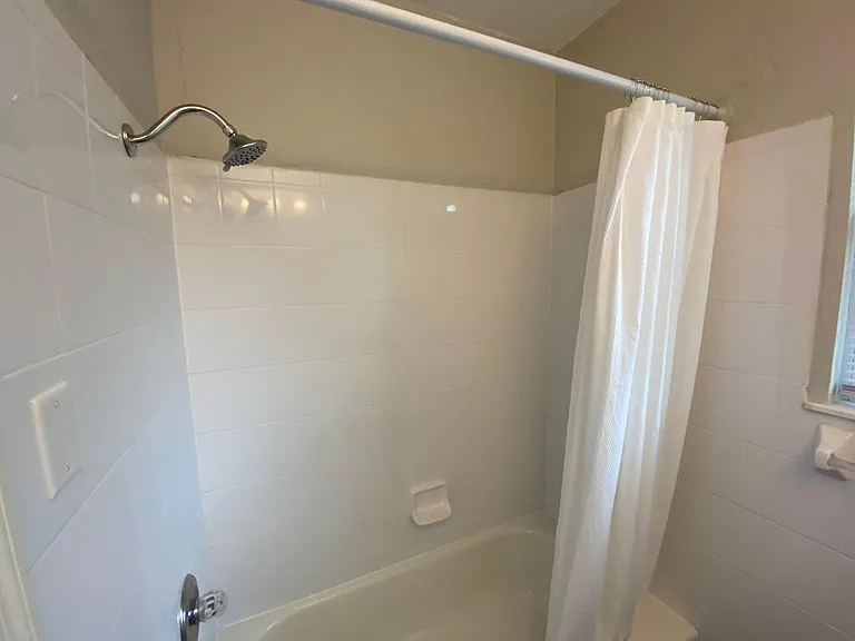 2034 NW 7th Ln — Photo 21
