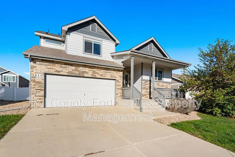 4 bed, 2.5 bath, 2186 sqft, $2,475 — Photo 2