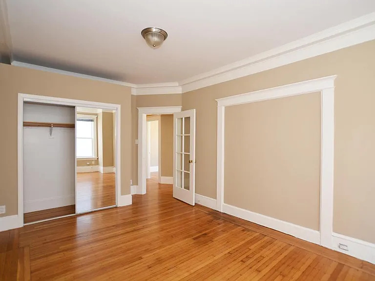 4845 California St #4 — Photo 13