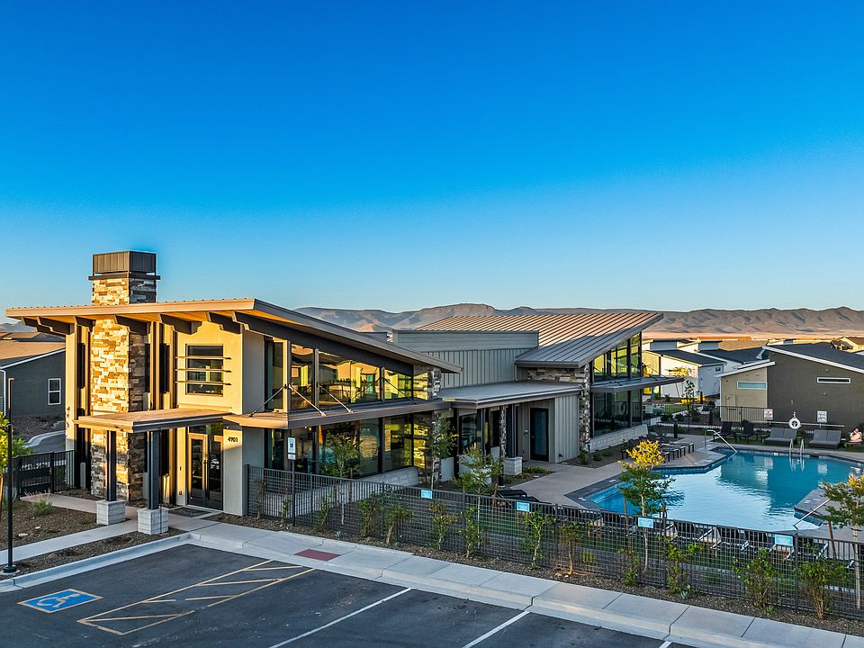 The Flats at Jasper - Clubhouse