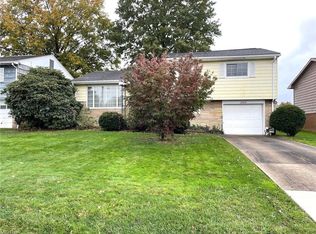 2606 26th St, North Parkersburg, WV 26104