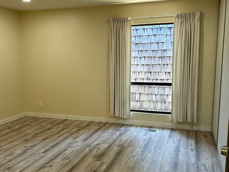 3639 Walnut St #8 — Photo 40