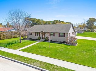 4105 Clover St, Two Rivers, WI 54241