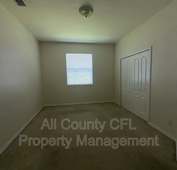 3414 Wilshire Way Rd — Photo 4
