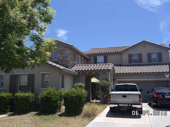 1400 Cliff Swallow Dr, Patterson, CA 95363