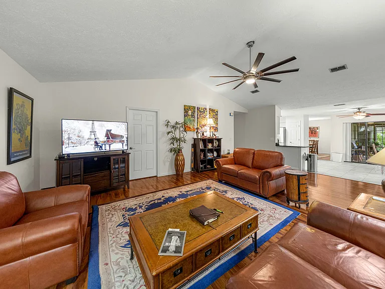 18400 NW 88th Avenue Rd — Photo 9