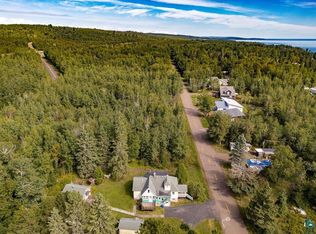 267 E 2nd St, Knife River, MN 55609