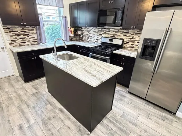 2127 W Cambria St, Philadelphia, PA 19132