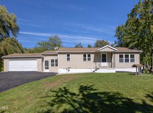 167 Guideboard Rd, Waterford, NY 12188