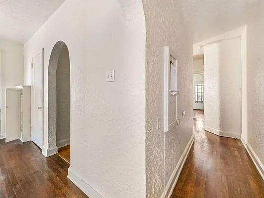 5556 Covode Street — Photo 3