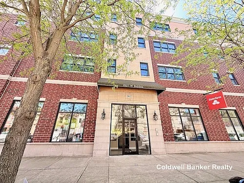 2827 W Belden Ave #4D Photo 1 2827 W Belden Ave #4D Photo 1