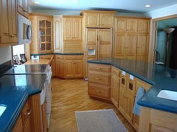 4th image of 5402 Campau Dr