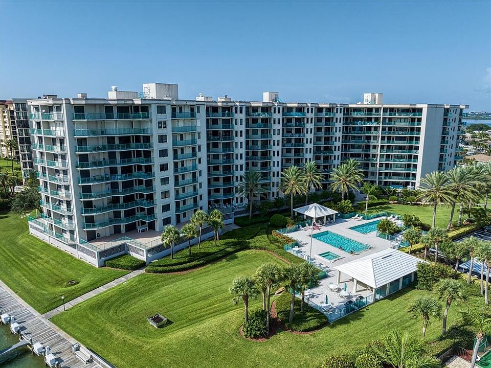 1st image of 670 Island Way APT 801