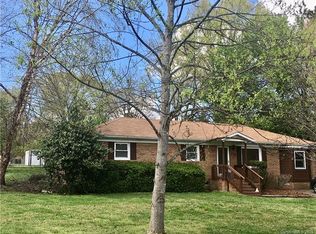 313 Smith Cir, Matthews, NC 28104