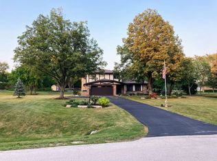 13345 Silver Fox Dr, Lemont, IL