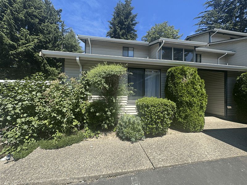 1st image of 12229 100th Ave NE APT A109