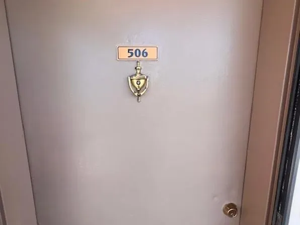 7700 Sun Island Dr S, South Pasadena, FL