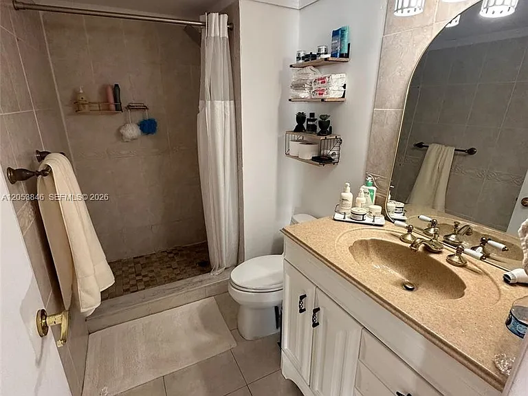 18061 Biscayne Blvd #1902 — Photo 3