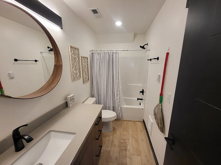2518 Fawcett Ave — Photo 8