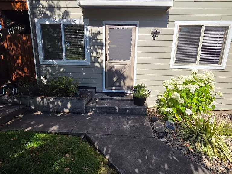 295 Tolman Creek Rd — Photo 3
