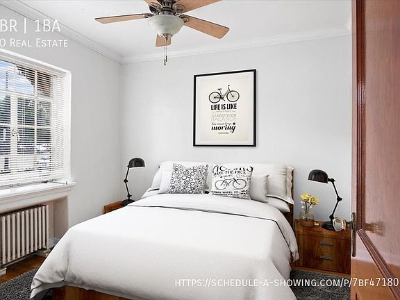 4th image of 1580 N Pennsylvania St #206/105