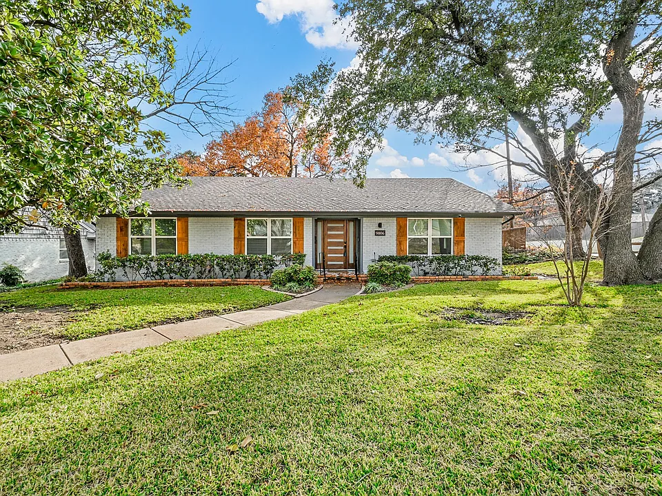 9806 Parkford Dr