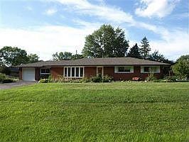 Home for Sale in Centerville, Ohio $119,900