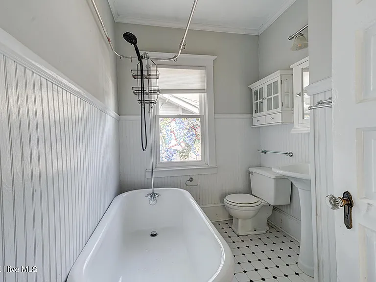 1510 Orange St — Photo 12
