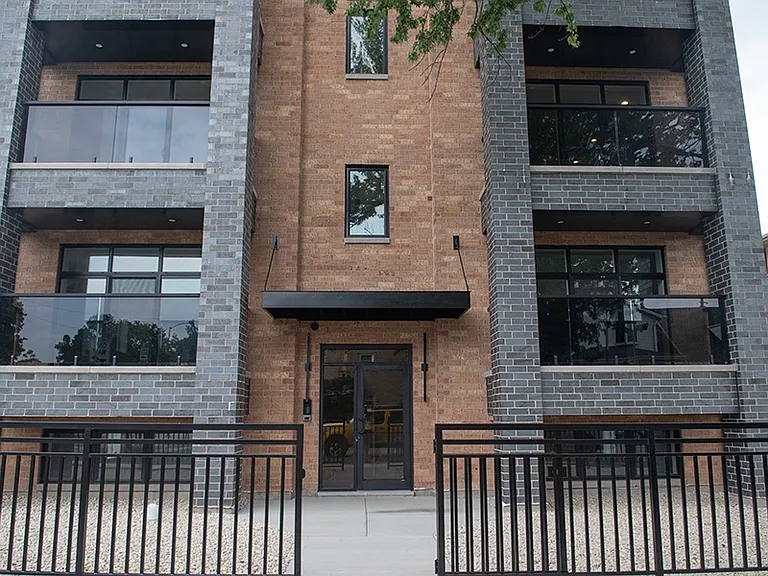 6519 W Addison St #3N — Photo 1