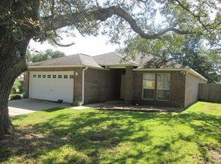 1356 Longbranch Dr, Cantonment, FL 32533