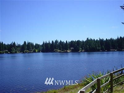 1st image of 2141 W Timberlake Drive