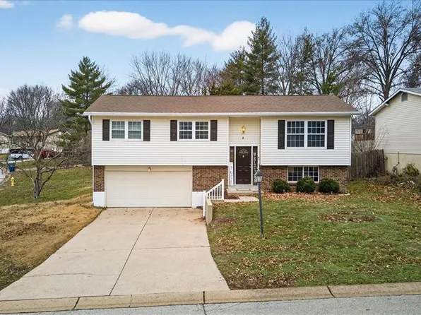 5 Gail Dr, Saint Peters, MO 63376