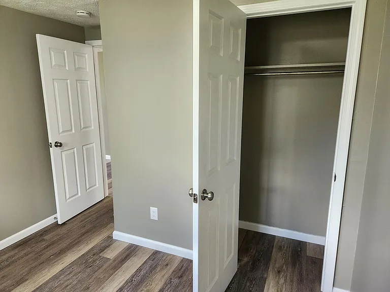 1256 Heritage Dr — Photo 9