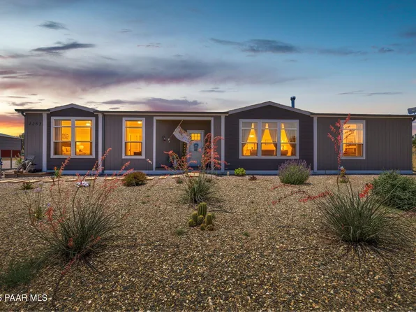1285 W Kings Ct, Paulden, AZ 86334