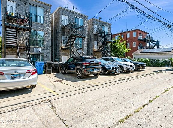 2nd image of 3440 N Narragansett Ave Unit 1