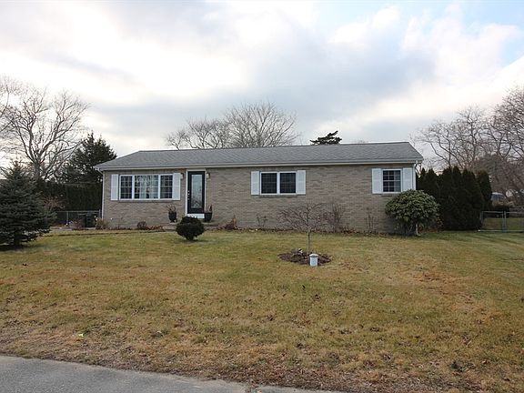 4th image of 24 Greenfield Rd