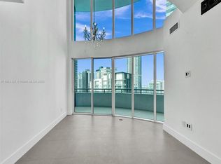 60 SW 13th St APT 3224, Miami, FL 33130
