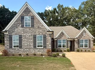 654 Tallahatchie St, Nesbit, MS 38651